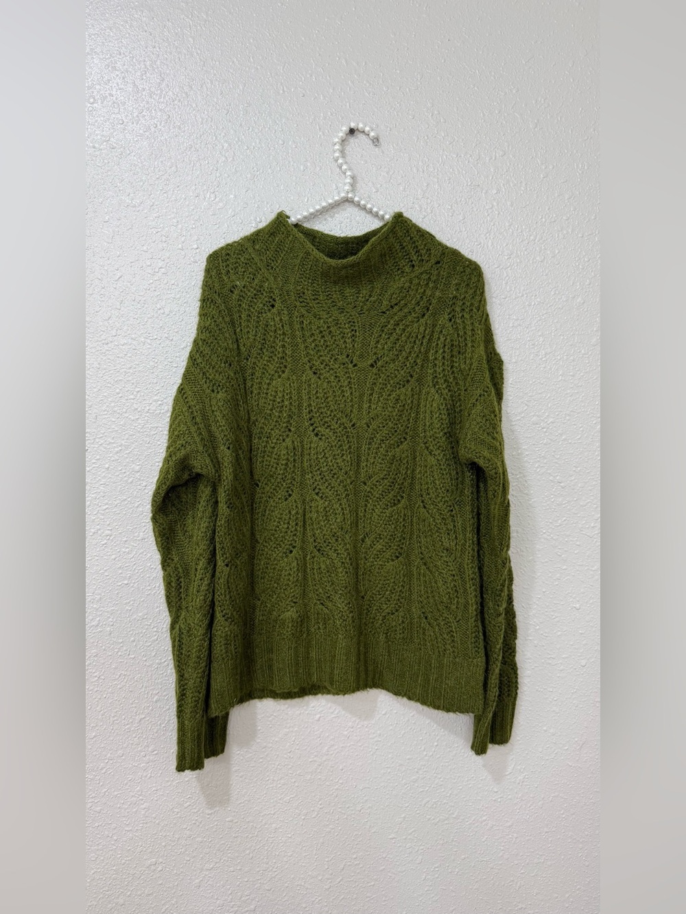 J.Crew Alpaca Blend Chunky Cable Knit Sweater Olive Green Size M Cozy Oversized